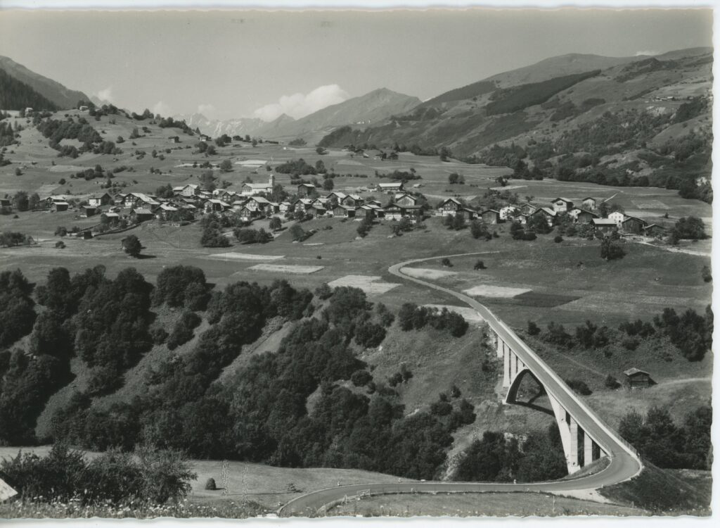 Neue Brücke Uors/Surcasti, gebaut 1962/63