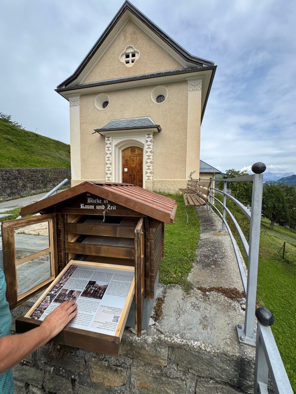 «Blicke in Raum und Zeit» in Uors/Surcasti